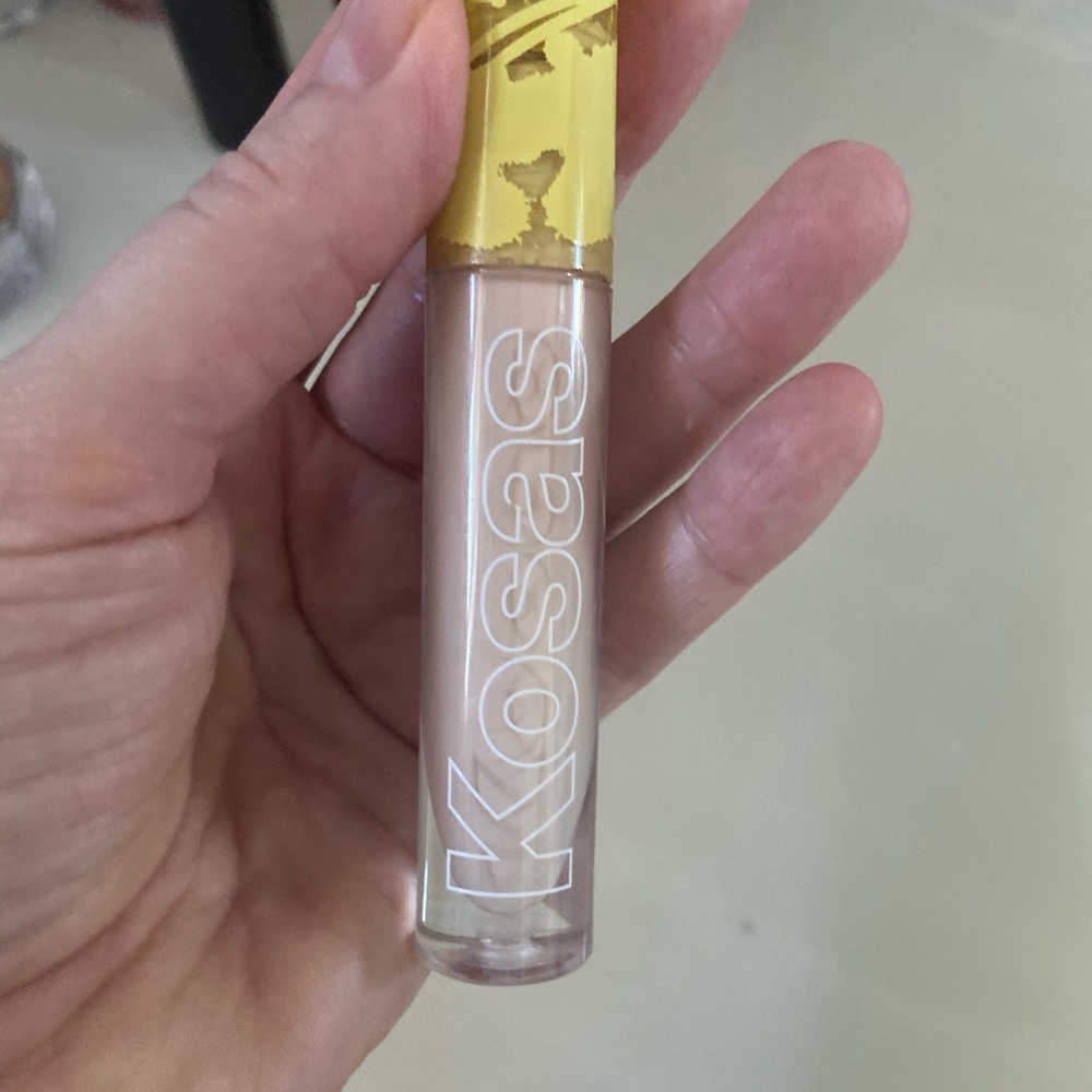 Kosas Concealer shade 1